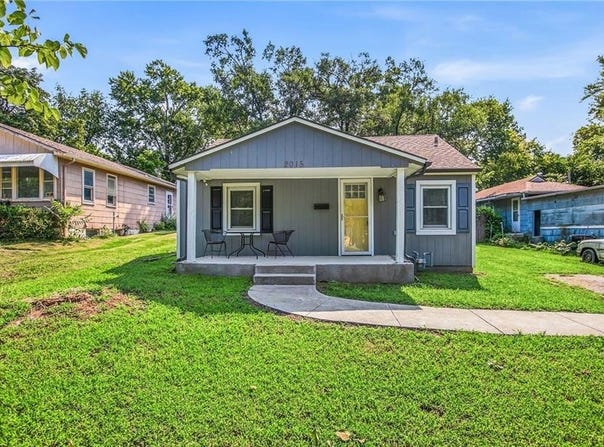 2015 S Ash Avenue, Independence, MO 64052