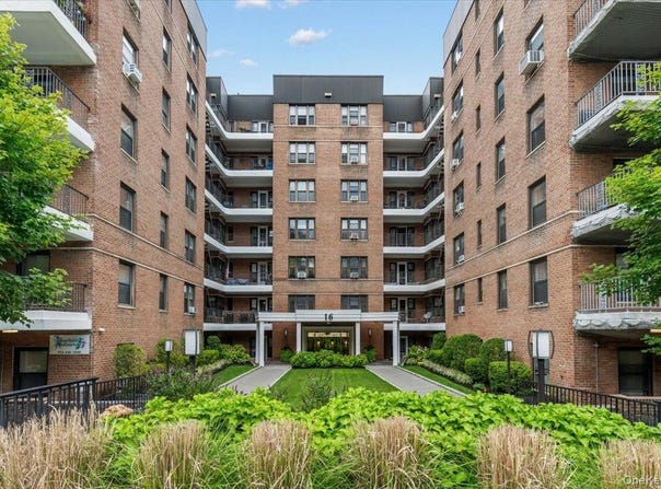 16 N Broadway, White Plains, NY 10601