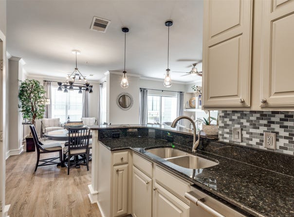 3320 Camp Bowie Boulevard, Fort Worth, TX 76107