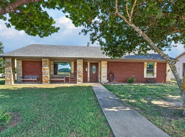 11121 E HWY 84, Gatesville, TX 76528