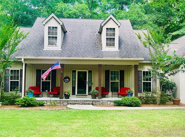 897 Mullins Road, Eclectic, AL 36024