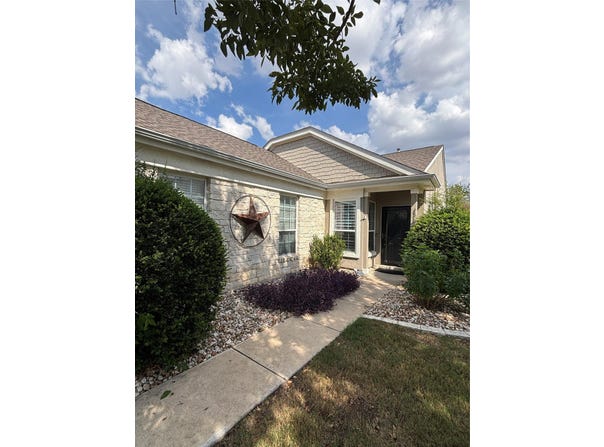 218 Monument Hill Trl, Georgetown, TX 78633