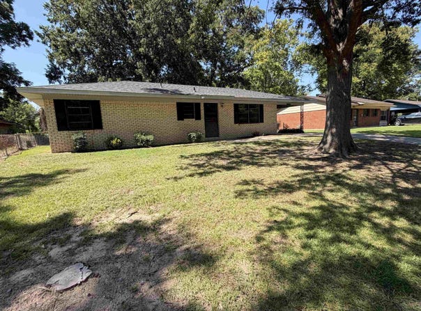1302 Nebraska, Pine Bluff, AR 71601