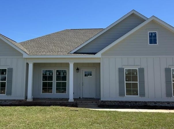 75 Adkinson Road, Newton, AL 36352
