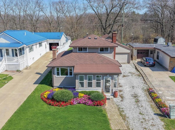 70649 Sunset Boulevard, Union, MI 49130