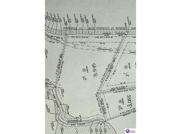 Gray Lane, Cecilia, KY 42724