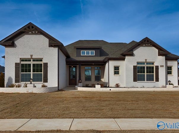 13847 Goff Drive, Athens, AL 35611