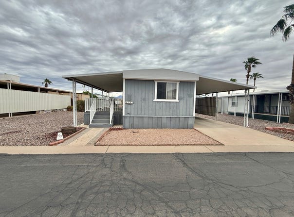 9427 E University Dr, Mesa, AZ 85207