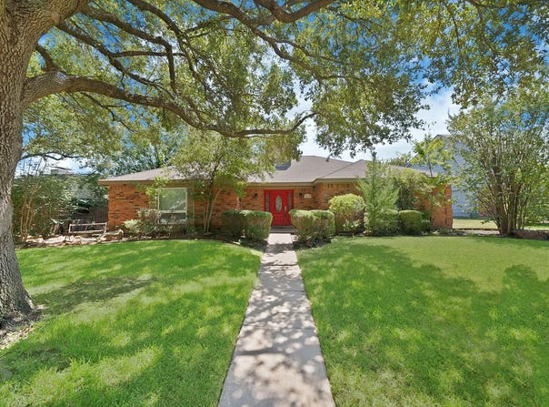 1818 Sara Lane, Richardson, TX 75081