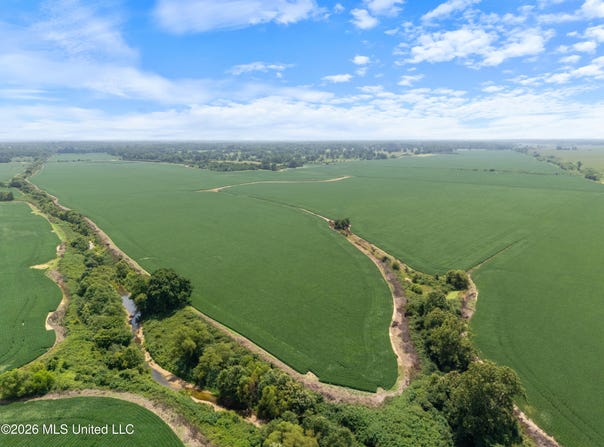 2300 Brownsferry Road, Senatobia, MS 38668
