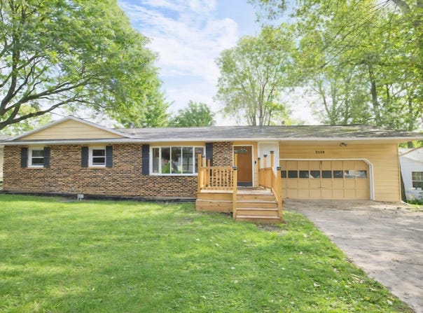 2559 Dorvin Drive, Jackson, MI 49201