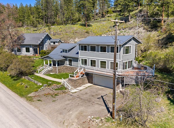 121 & 135 Boon Road, Somers, MT 59932