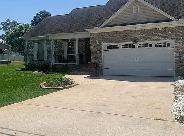 5780 Snake Road, Athens, AL 35611