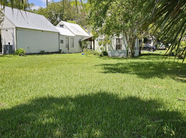 37 GROVE Avenue, St. Augustine, FL 32084