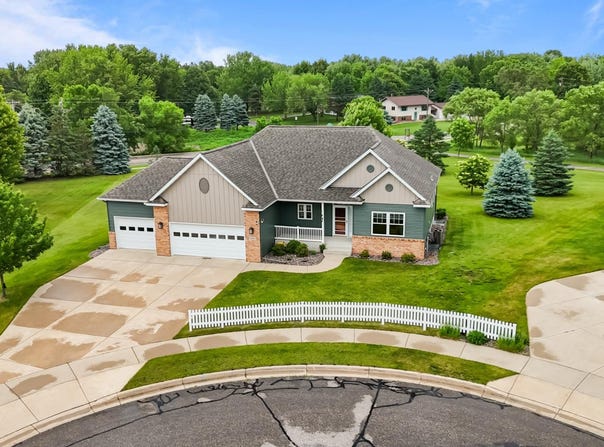 6205 Cape E Court, Saint Cloud, MN 56303