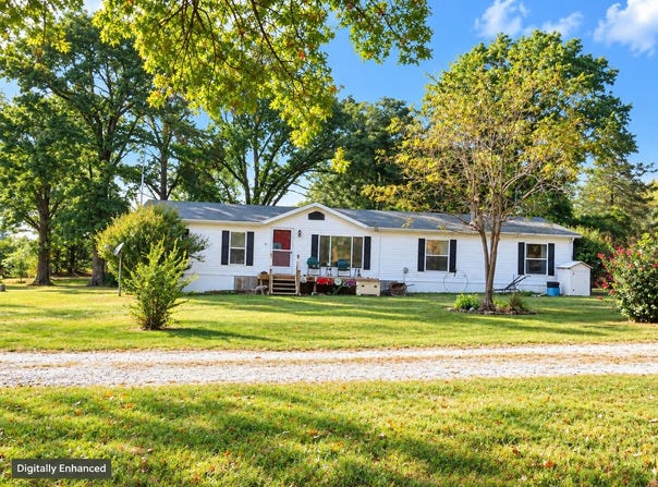 14415 E 500 Road, Stockton, MO 65785
