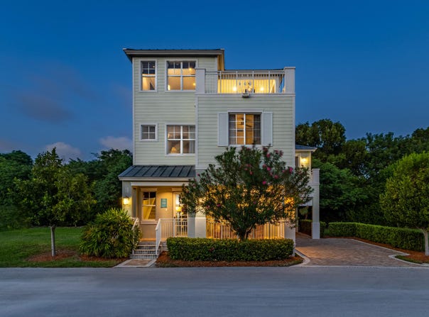 25 E Playa Largo Boulevard, Key Largo, FL 33037