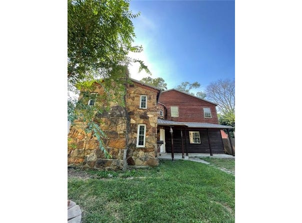 307 S Water Street, Clinton, MO 64735