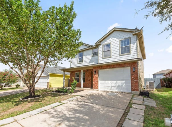 5008 Irvine Ln, Del Valle, TX 78617