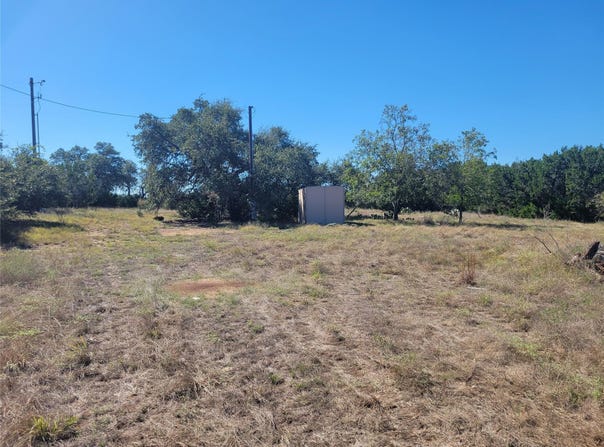 628 Bonita Dr, Blanco, TX 78606
