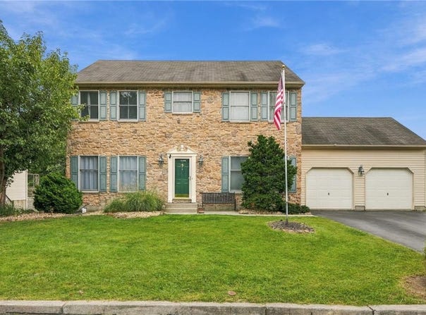 271 Kurt Drive, Upper Nazareth Twp, PA 18064