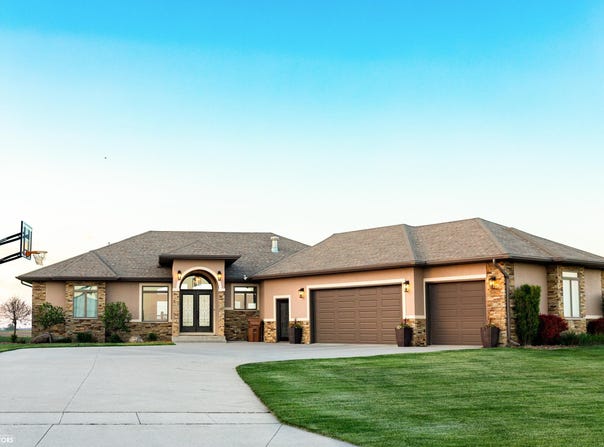 306 Cabalka Court, Denison, IA 51442