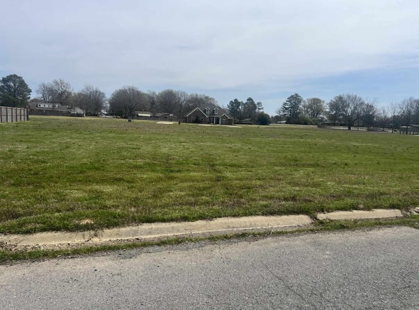 Jimmie lot: 111, Stuttgart, AR 72160
