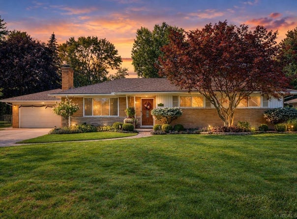 38165 Circolo Street, Harrison Twp, MI 48045