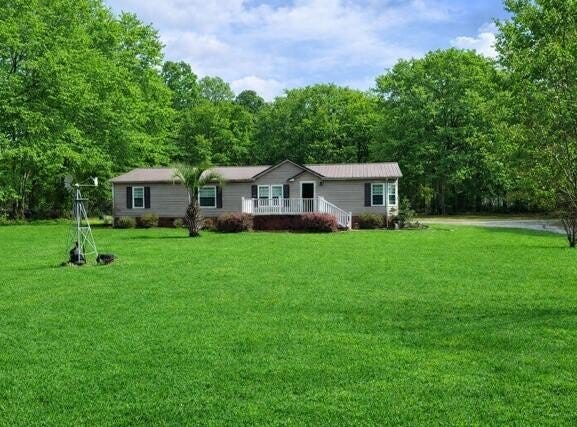 1044 Hickory Drive, Summerton, SC 29148