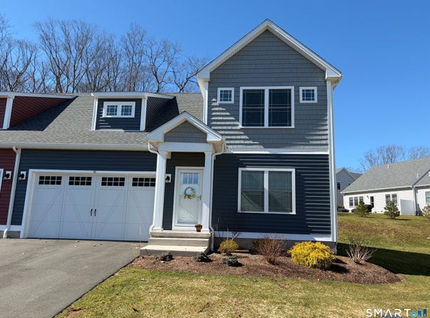 40 Lombard Circle, North Haven, CT 06473