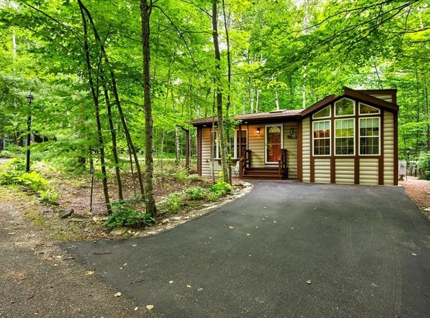 4286 Harbor School Rd, Egg Harbor, WI 54209