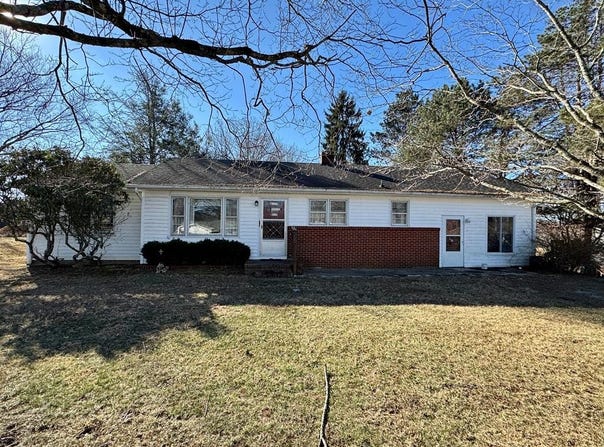 114 Frazier Road, Galax, VA 24333