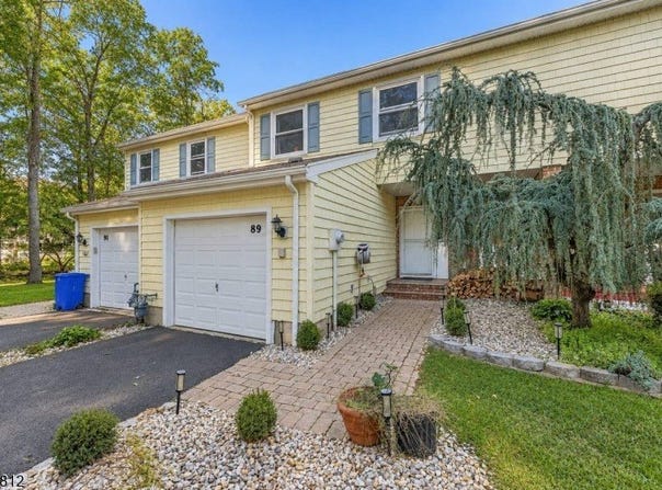 89 Lexington Ln, Wayne Twp., NJ 07470-6332