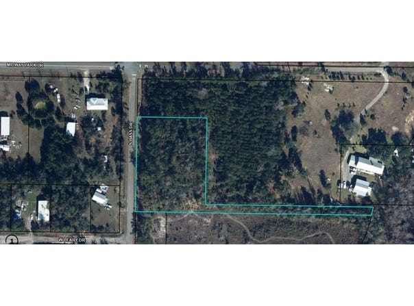11 S Bass Dr lot: 11, Wewahitchka, FL 32465