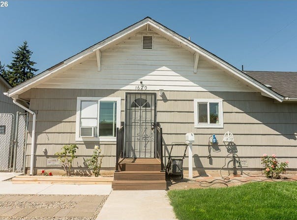 1620 9TH St, Springfield, OR 97477