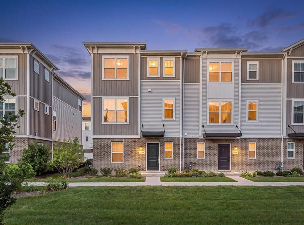1546 Slade Way, Des Plaines, IL 60018