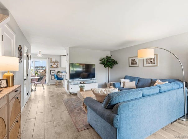 652 E Solana Circle, Solana Beach, CA 92075