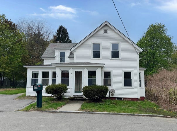 58 Emerald St, Winchendon, MA 01475