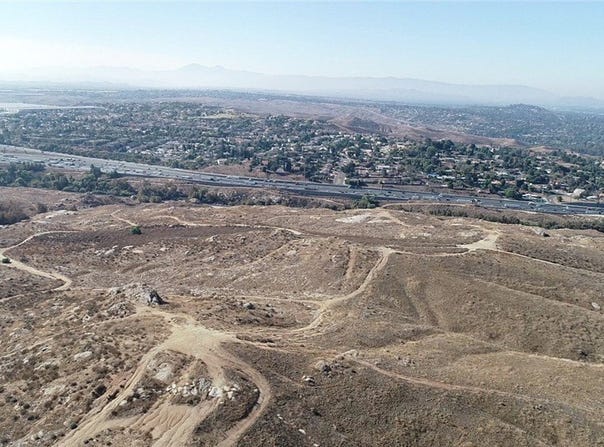 Pettegrew, Riverside, CA 92507