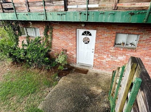 3838 PONTCHARTRAIN Drive, Slidell, LA 70458