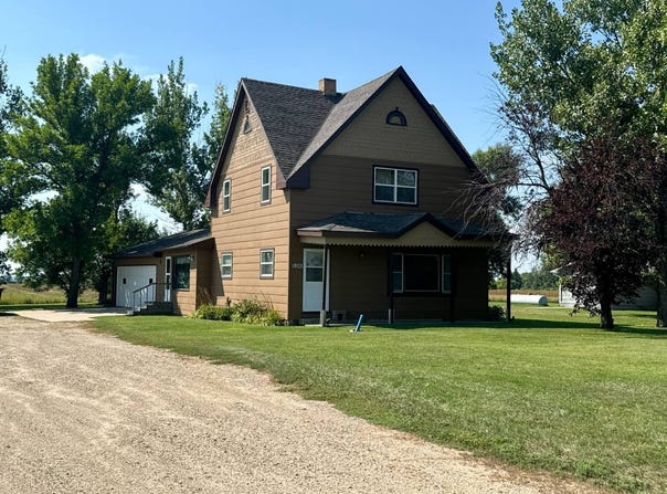 1803 Vander Horck St., Britton, SD 57430