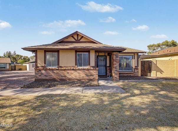5135 E EVERGREEN Street, Mesa, AZ 85205