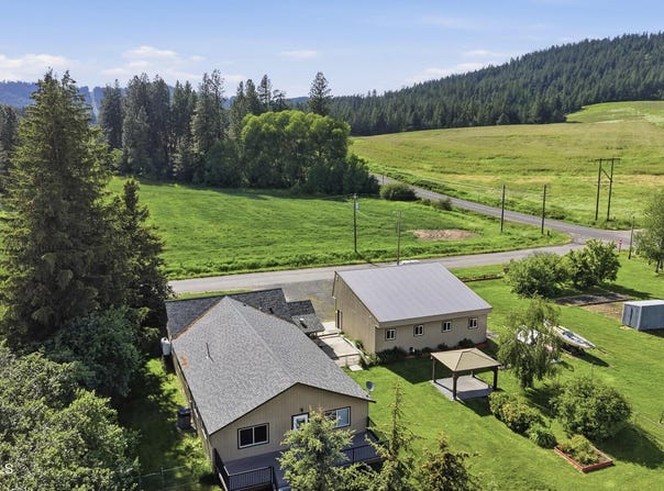 154 15th St, Plummer, ID 83851