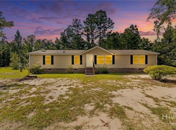 180 Lucious Drive, Pembroke, GA 31321