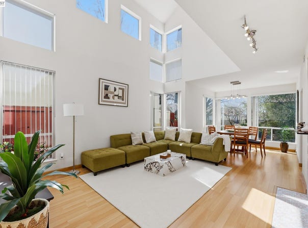906 Vista Pointe Dr, San Ramon, CA 94582