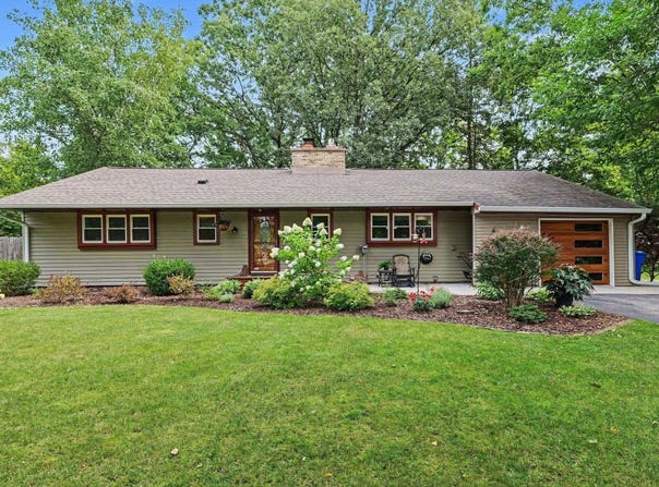 608 Hillcrest Road, Midland, MI 48640