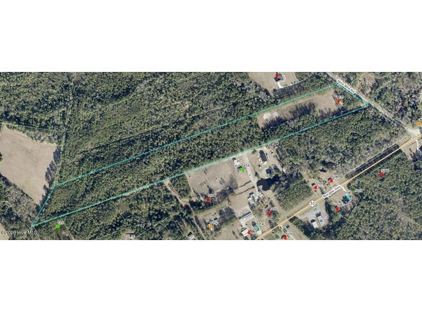 Nine Mile Road, Maple Hill, NC 28454