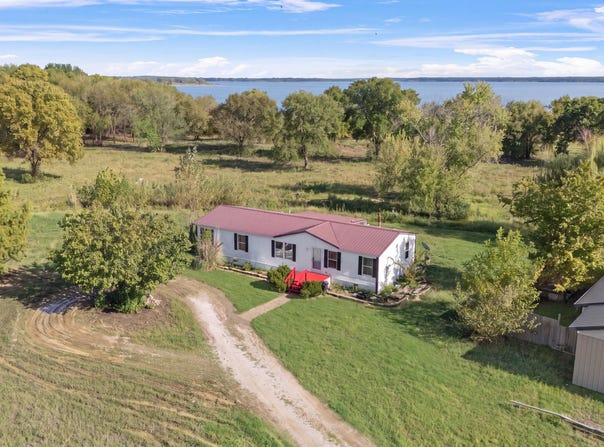 26704 S 125 Highway, Afton, OK 74331