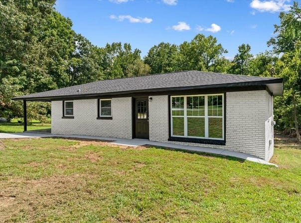 128 Robin Hood Drive, DALTON, GA 30721
