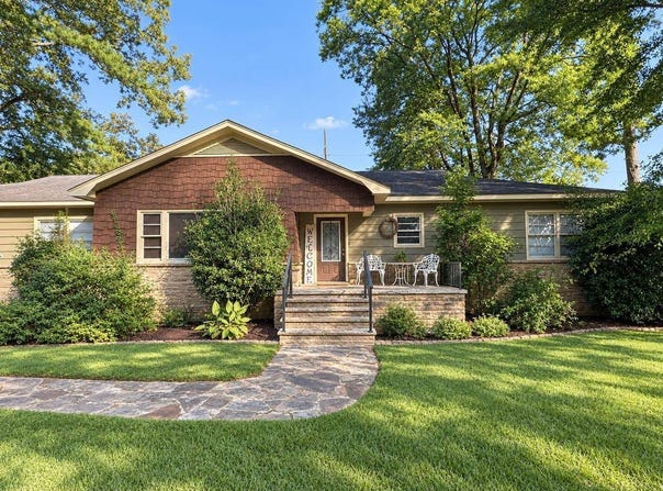 611 Tabor Rd, Gadsden, AL 35904